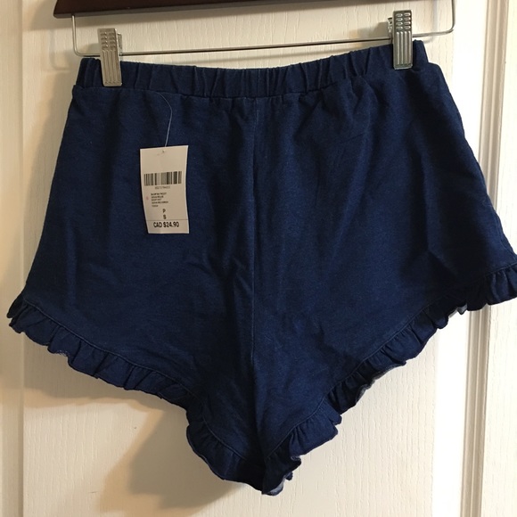 Size Small shorts from Forever 21 - Picture 4 of 7